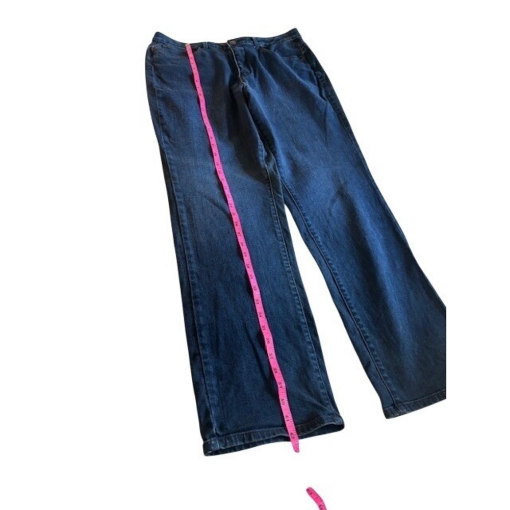Coldwater Creek High Rise Straight Leg Dark Wash Blue Jean's Women's 14 - Picture 10 of 10